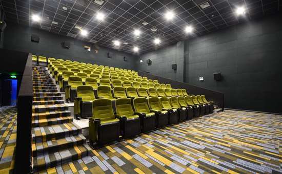 英語魔法在影院,自信與成就感的培育地