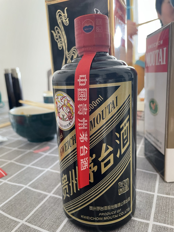 黑茅臺酒53度價格揭秘,小巷深處的酒香傳奇