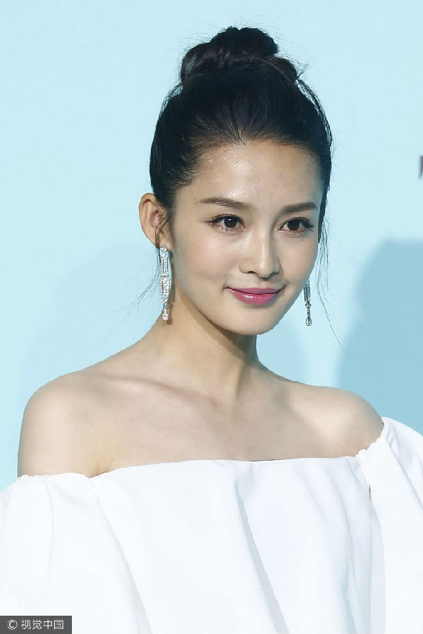 熒屏璀璨,長相大氣女明星的絕美風(fēng)采