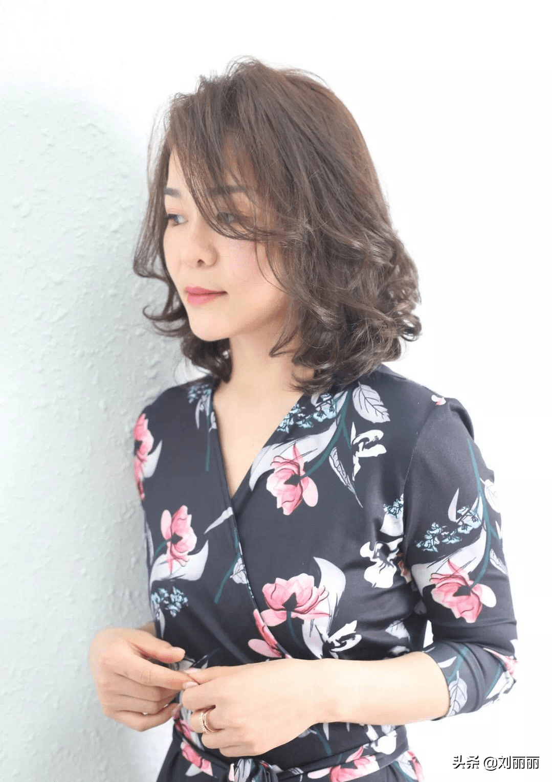 女性40-50歲時(shí)尚發(fā)型推薦,女性40-50歲時(shí)尚發(fā)型推薦,歲月之美的獨(dú)特風(fēng)采