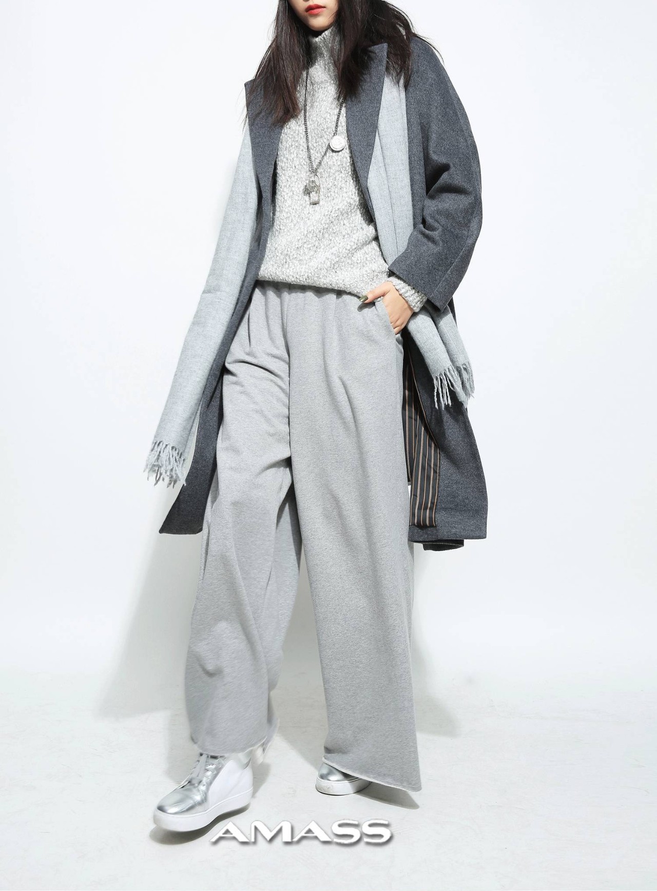 新款潮流服飾推薦,潮流風(fēng)尚中的愛與陪伴