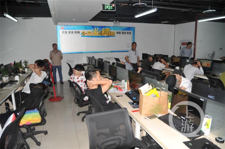 閃耀科技之星,XYZ公司深度剖析——最新股票推薦指南