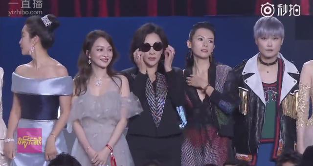 薛之謙最新芭莎時尚大片,音樂與時尚的完美碰撞