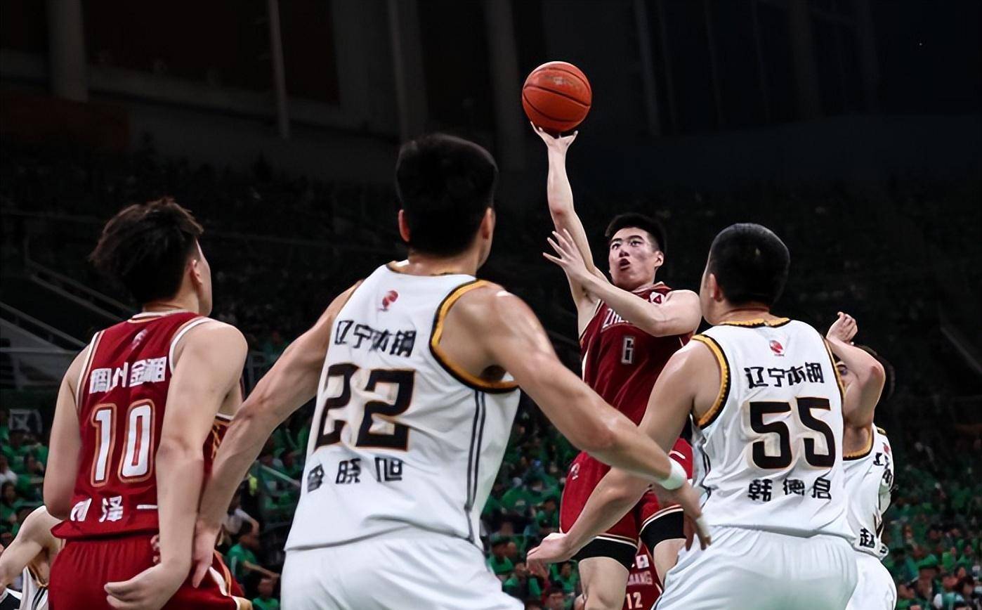 CBA最新動態,籃球與大自然的和諧交融之旅