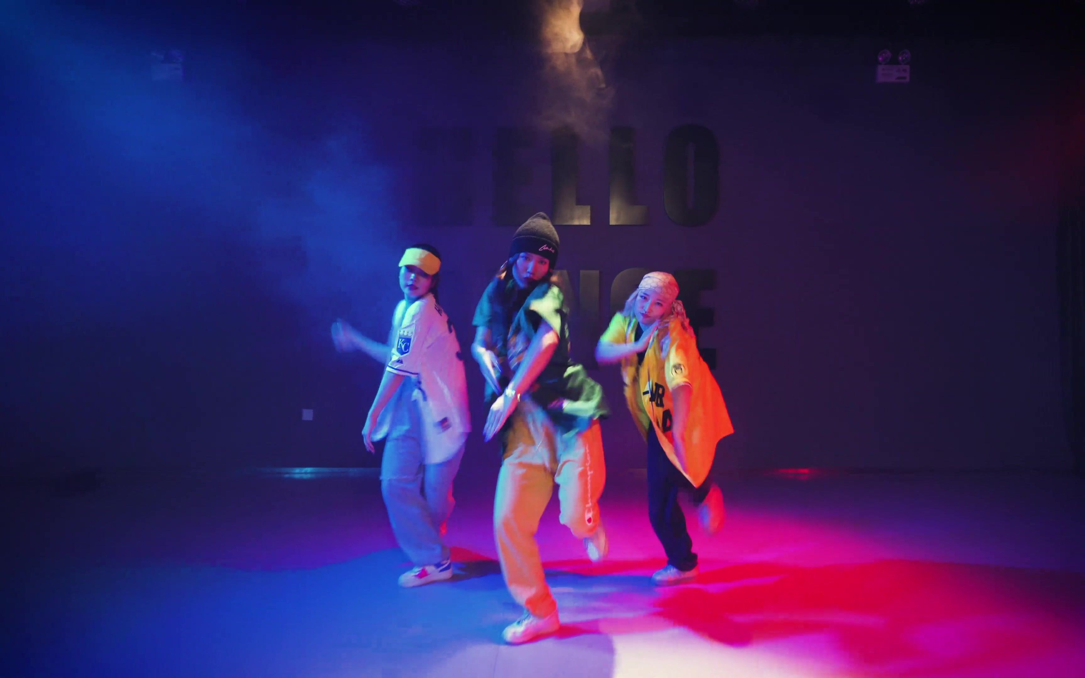 最新舞蹈潮流揭秘,巷弄深處的舞動魅力