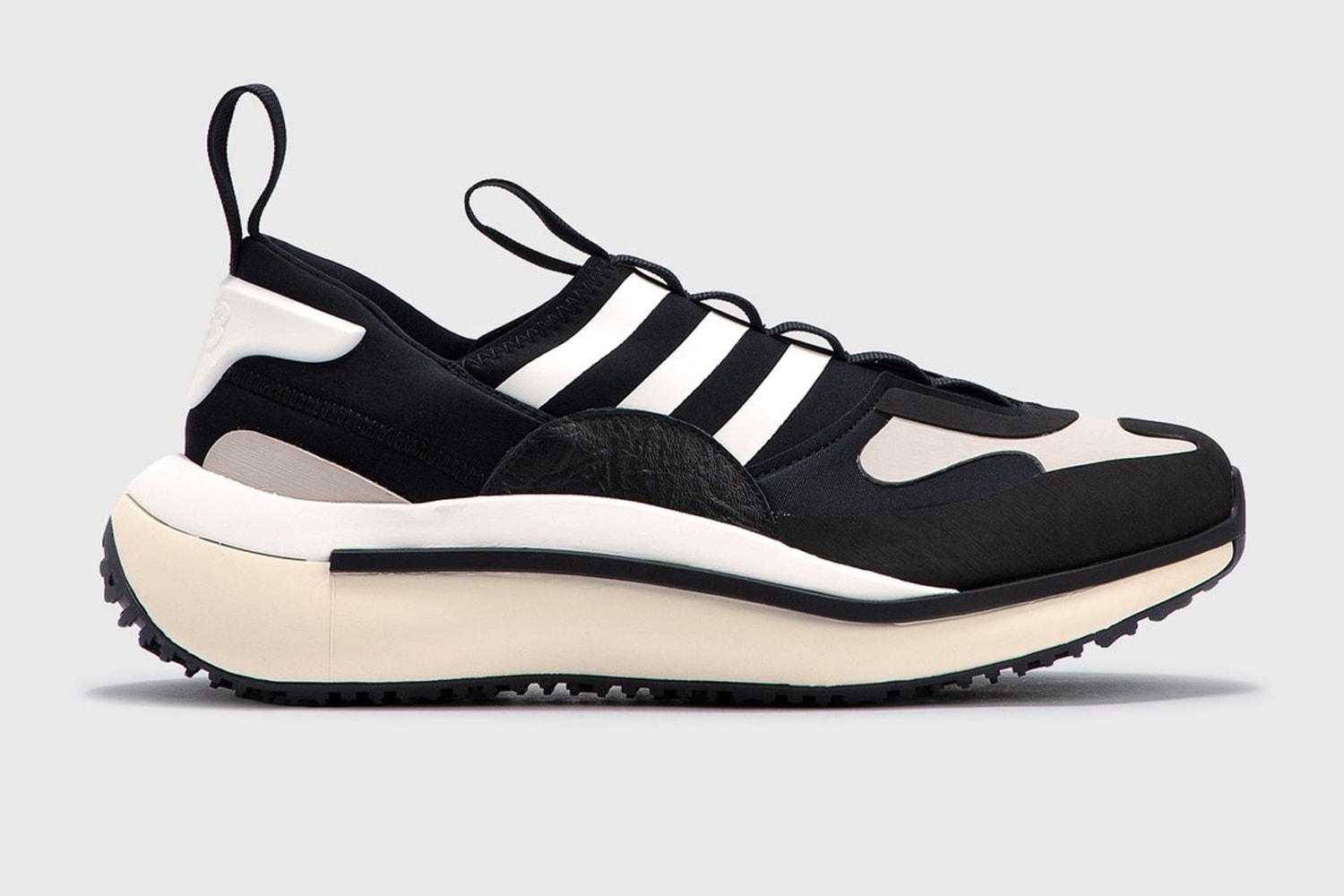 最新鞋款推薦,潮流引領的時尚之選