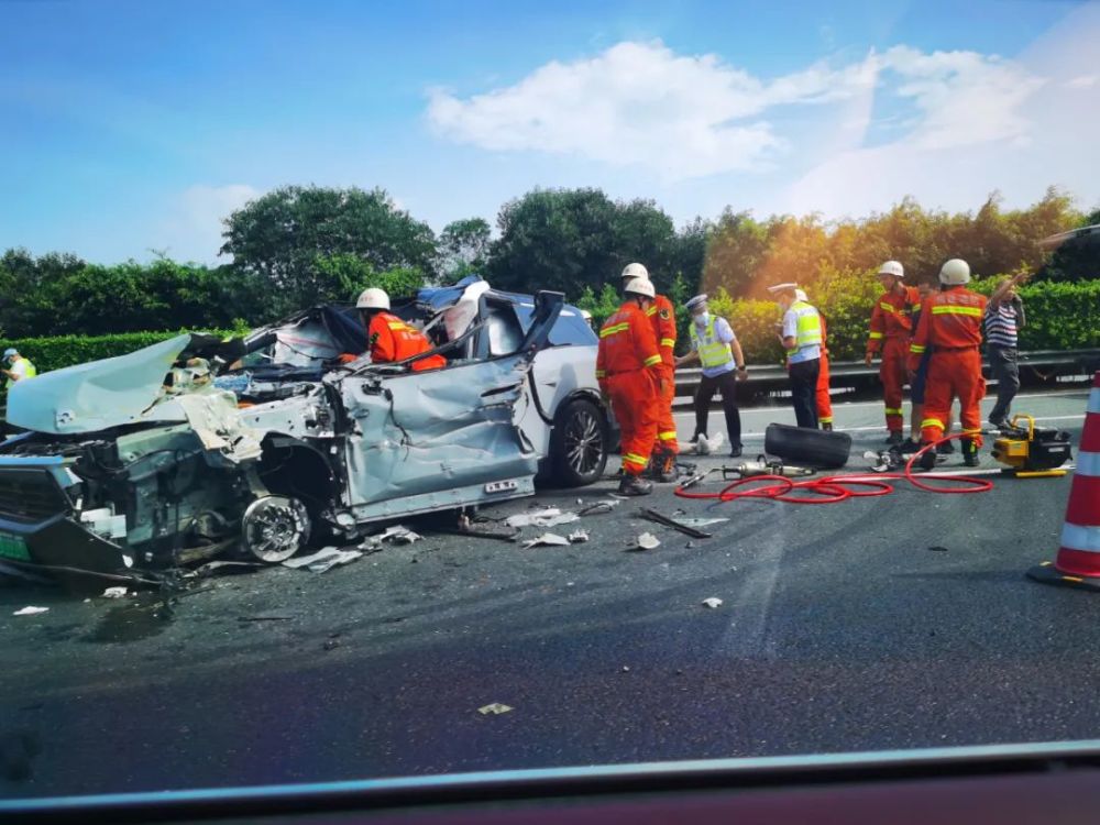 泉州車禍?zhǔn)鹿尸F(xiàn)場最新進(jìn)展,痛心事故,速覽最新消息