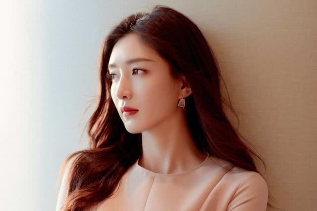 深度解析與探討,十大經(jīng)典電視劇排行榜,不容錯(cuò)過(guò)!