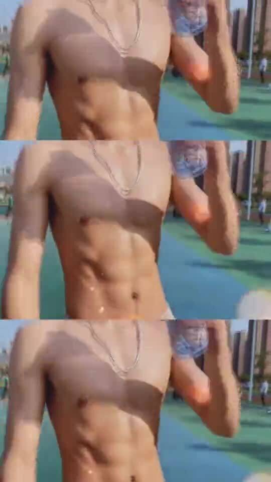 動漫帥哥腹肌圖片,審美視角下的探討與賞析