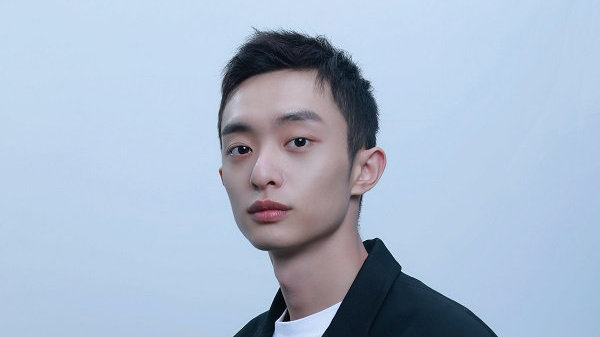 時代浪潮中的矚目焦點，最新ZZ00揭秘