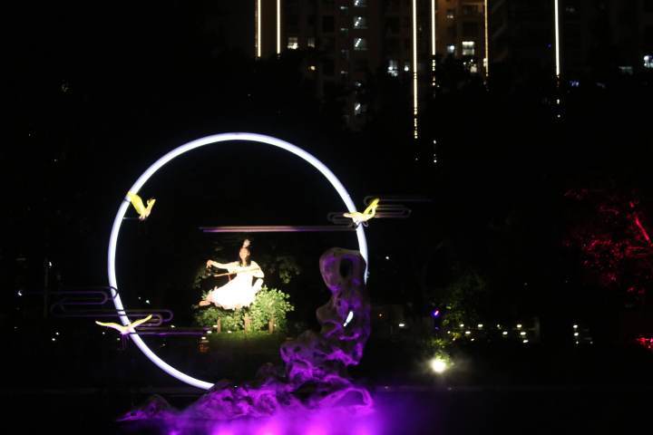 夜畫最新更新,現(xiàn)代藝術表現(xiàn)形式的深度解讀