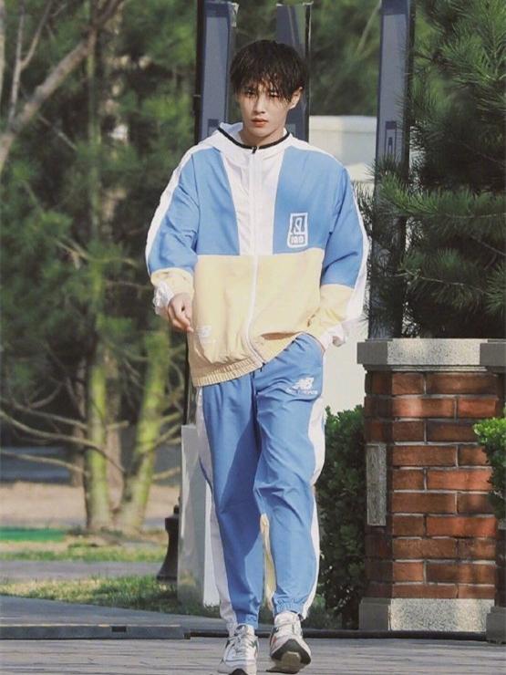 小巷深處的隱藏瑰寶,李汶翰最新動(dòng)態(tài)揭秘