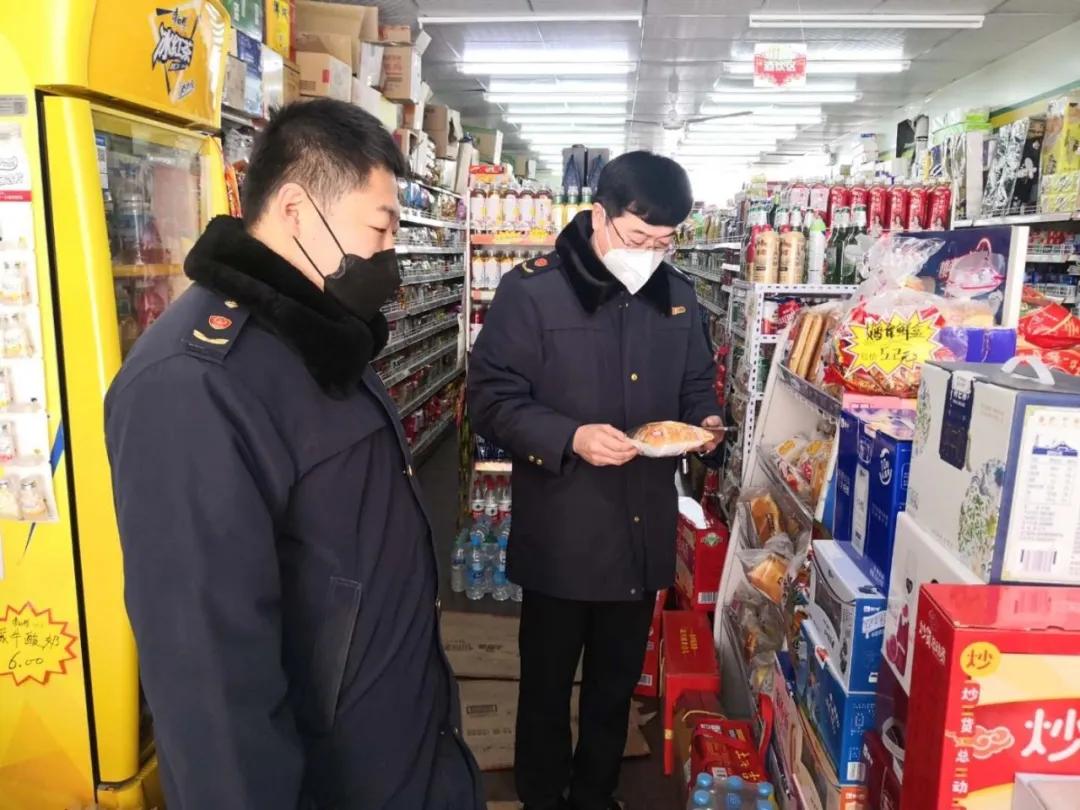 疫情最新播報科技新星,智能健康播報器實時更新