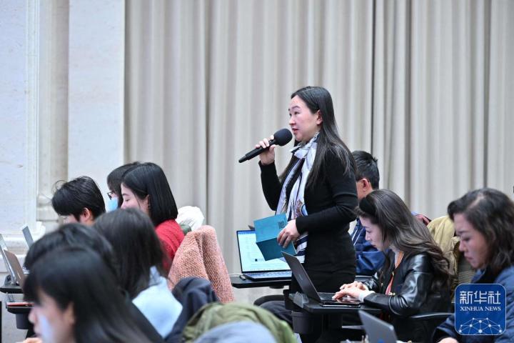 溫馨小城趣事連連,最新新聞詳解與日常趣聞分享