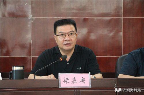 梁嘉庚最新,小巷深處的獨特風情