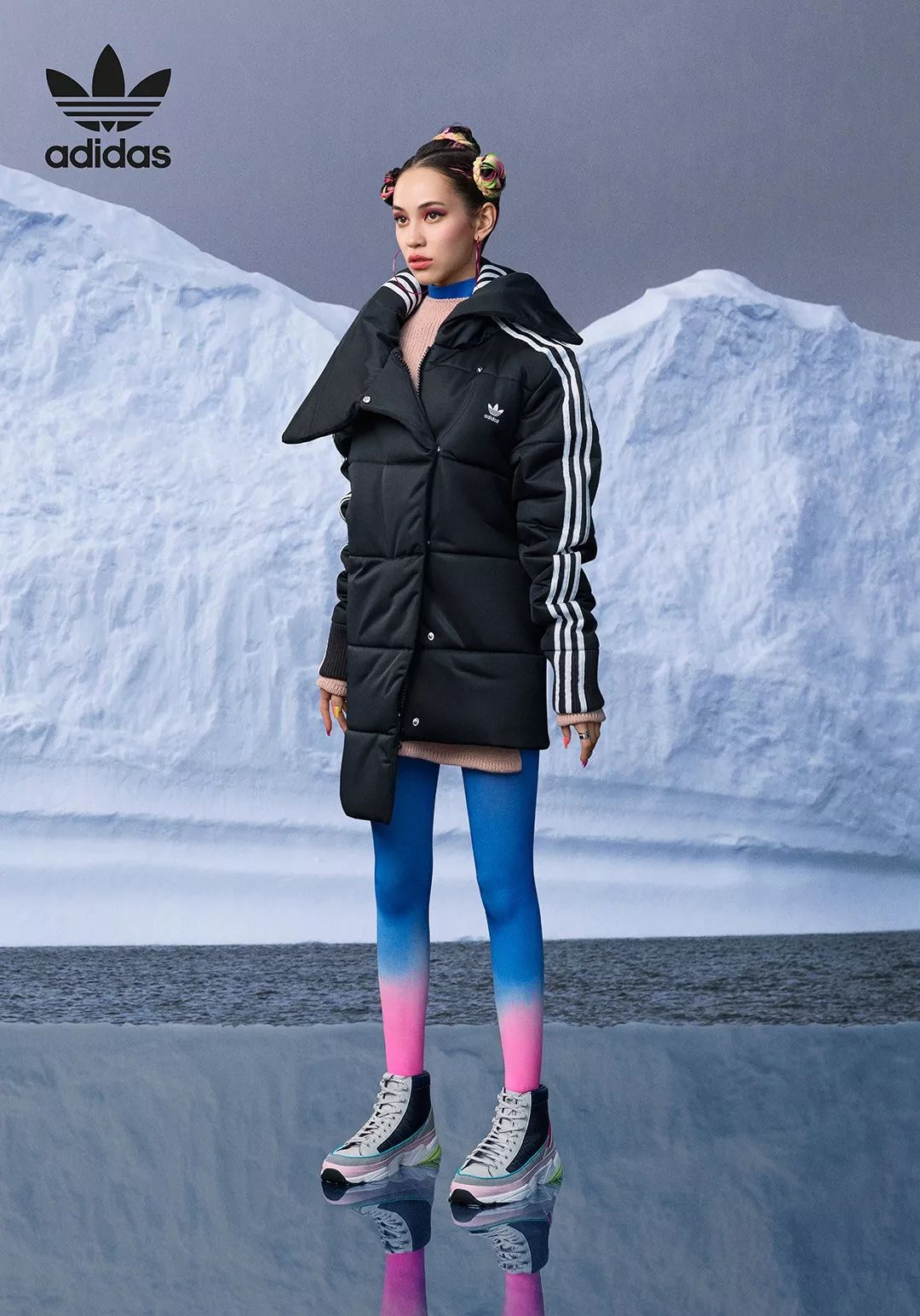 阿迪最新女款運動服,時尚與運動的完美融合