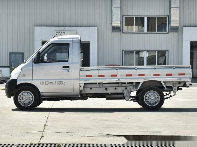 五菱榮光小卡最新款圖,駛向自然,探尋內心寧靜