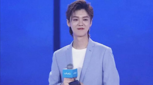 鹿晗2025最新發型顏色揭秘,小巷深處的隱藏寶藏