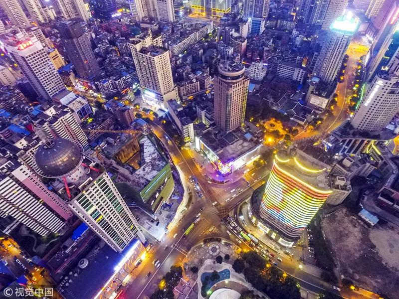 中城花溪畔最新動態，全面觀點分析