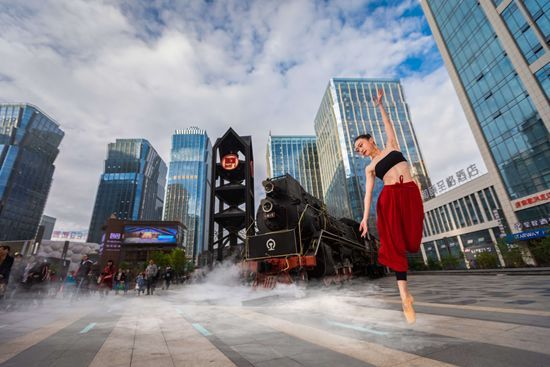 西寧唐道637最新造型,友情與時尚的溫馨之旅