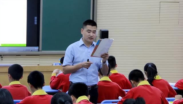 民辦教育教師最新動(dòng)態(tài)與消息速遞????