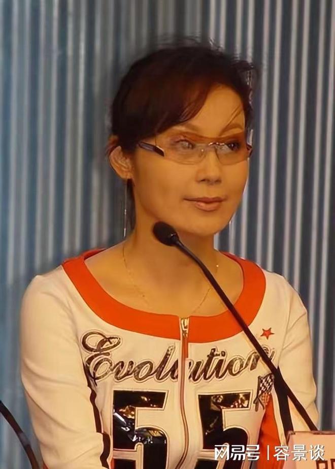 湯愛軍案與鄔倩的逆襲故事,自信與成就感的交織之路