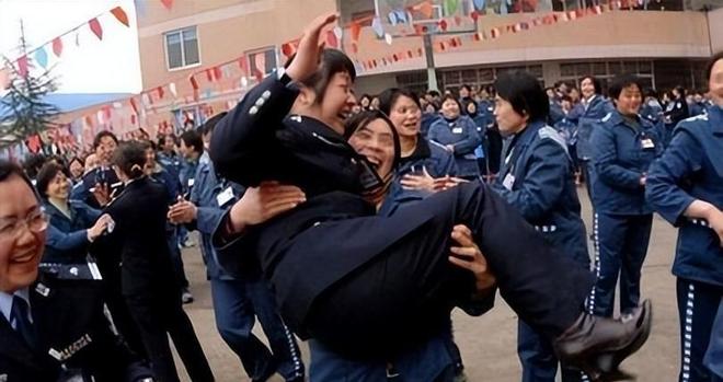 女子監獄男獄警,最新章節探秘與領域地位深度剖析